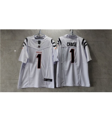 Men Cincinnati Bengals 1 Ja 27Marr Chase White 2023 F U S E  Vapor Untouchable Limited Stitched Jersey