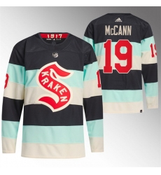 Men Seattle Kraken 19 Jared McCANN 2024 Deep Sea Blue Winter Classic Stitched Jersey