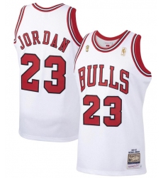 Men's Mitchell & Ness Michael Jordan White Chicago Bulls 1996-97 Hardwood Classics Authentic Player Jersey